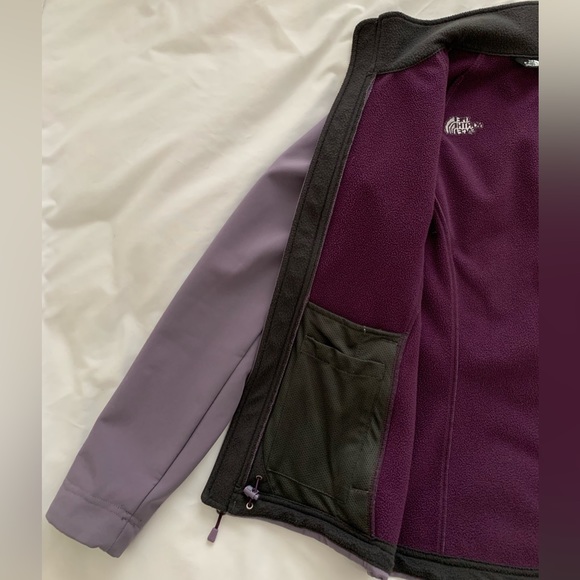 North Face Women’s Windwall Jacket Size XS - Picture 3 of 8